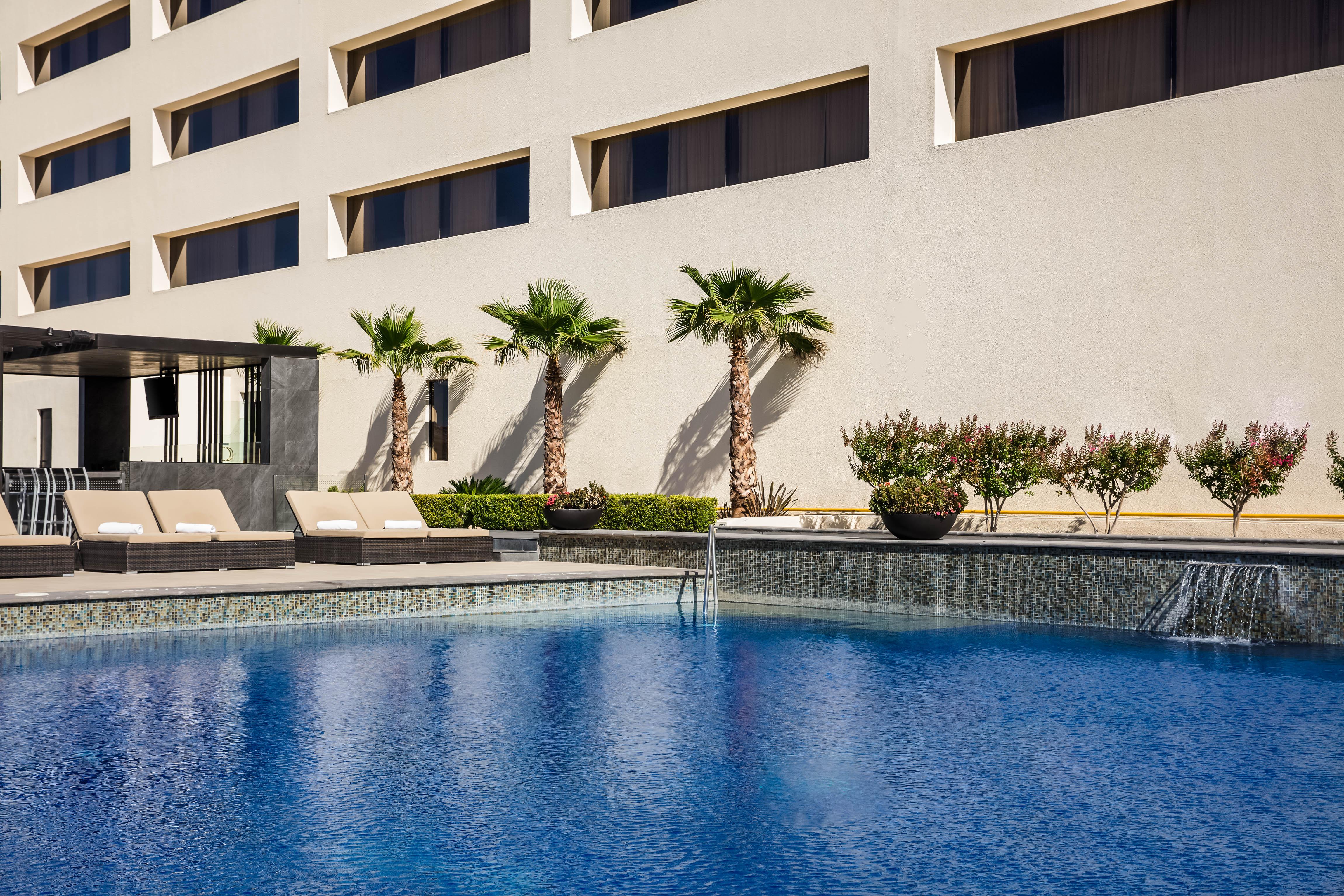 Sheraton Chihuahua Soberano Exterior foto